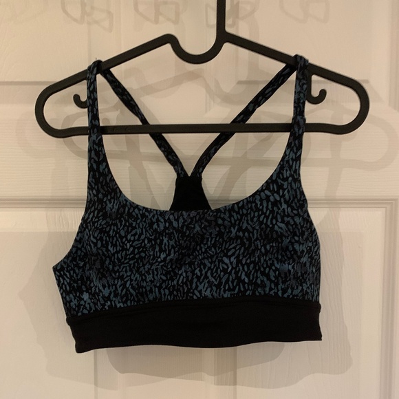 Sz 8 Lululemon Flow Y Bra - Picture 2 of 2